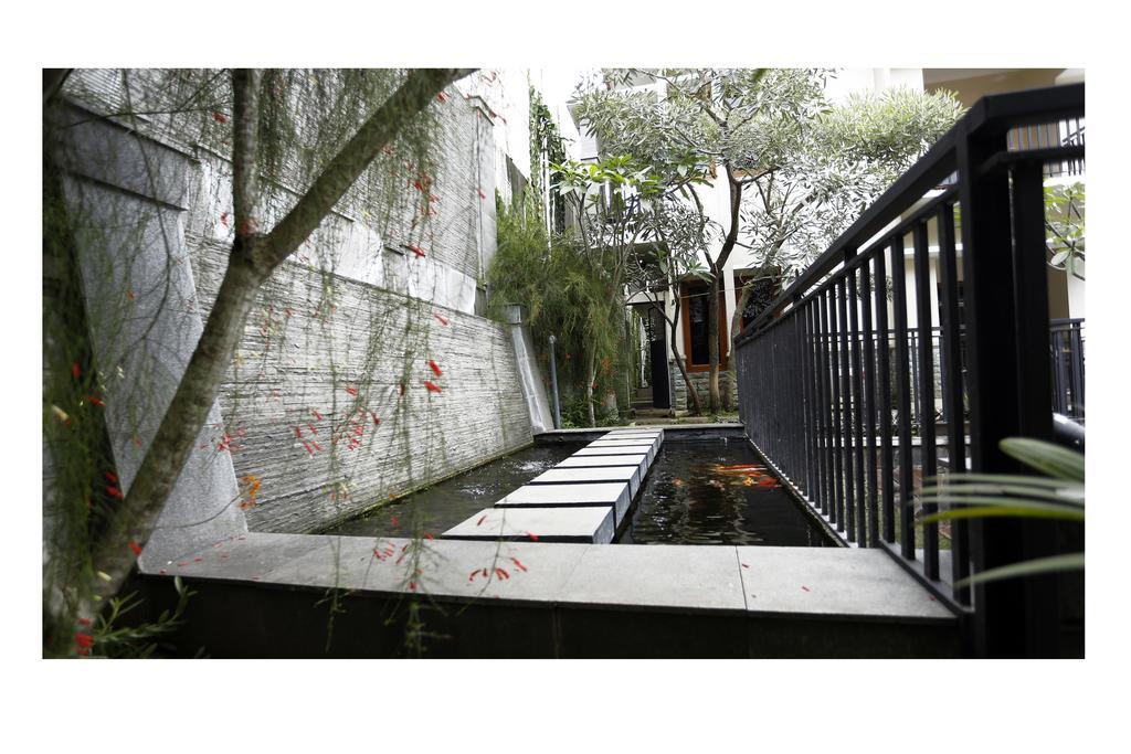 กุลเกซัก วิลลา บันดุง Villa ภายนอก รูปภาพ